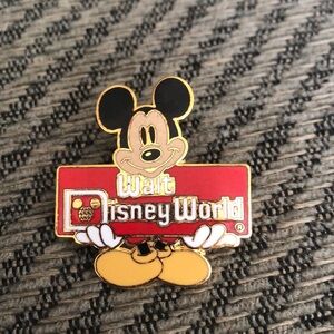 Walt Disney World collectible pin